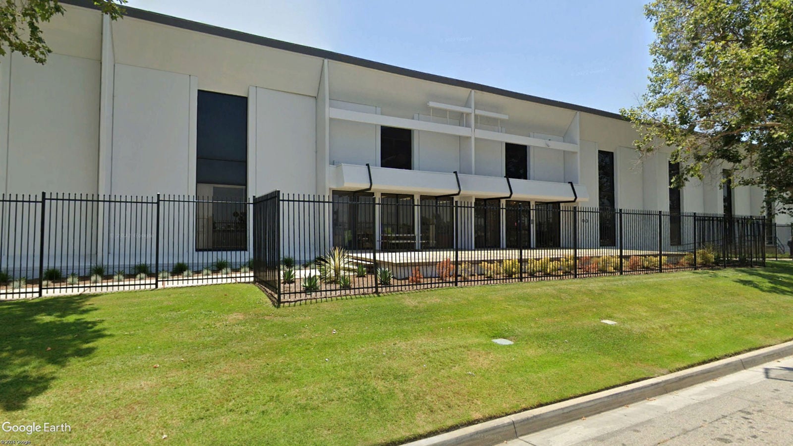 1300 W Artesia Blvd - Bldg