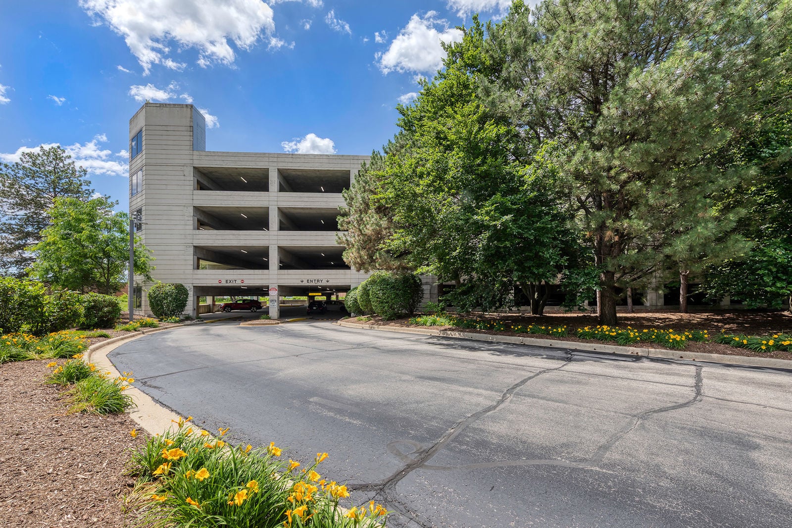 Underground Parking_1_Web