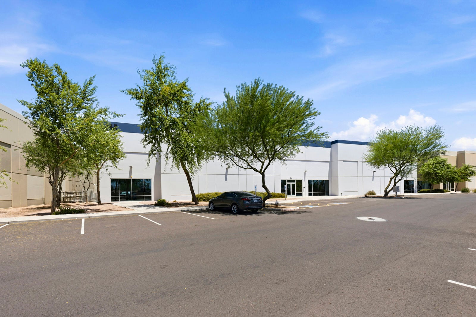 1045_N_71st_Ave_Phoenix_AZ_85043_30.JPG