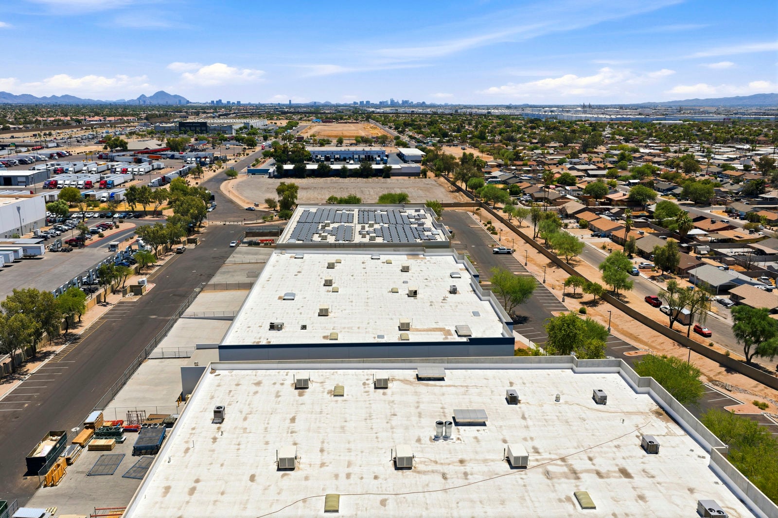 1045_N_71st_Ave_Phoenix_AZ_85043_16.JPG