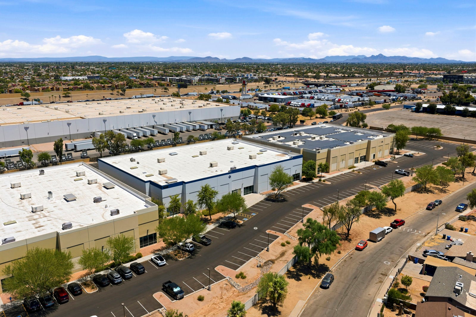 1045_N_71st_Ave_Phoenix_AZ_85043_17.JPG
