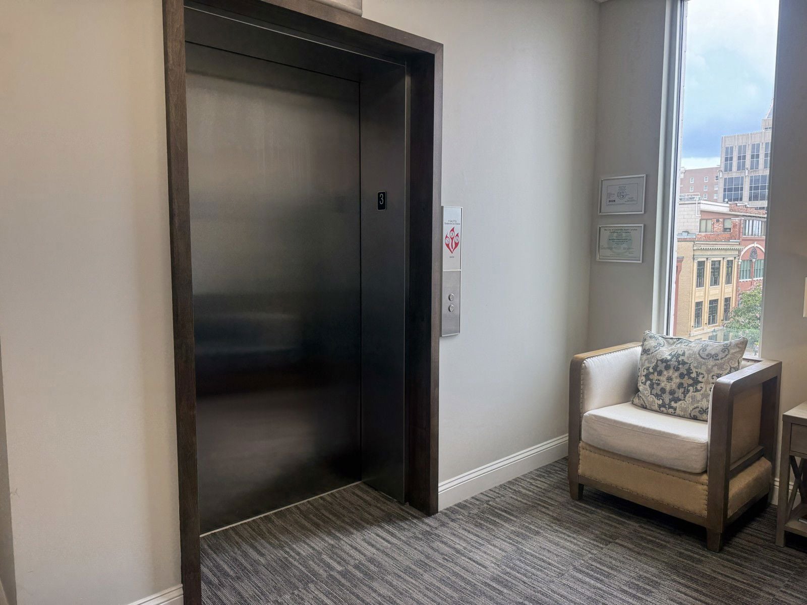 100 West Washington Street - Image 11