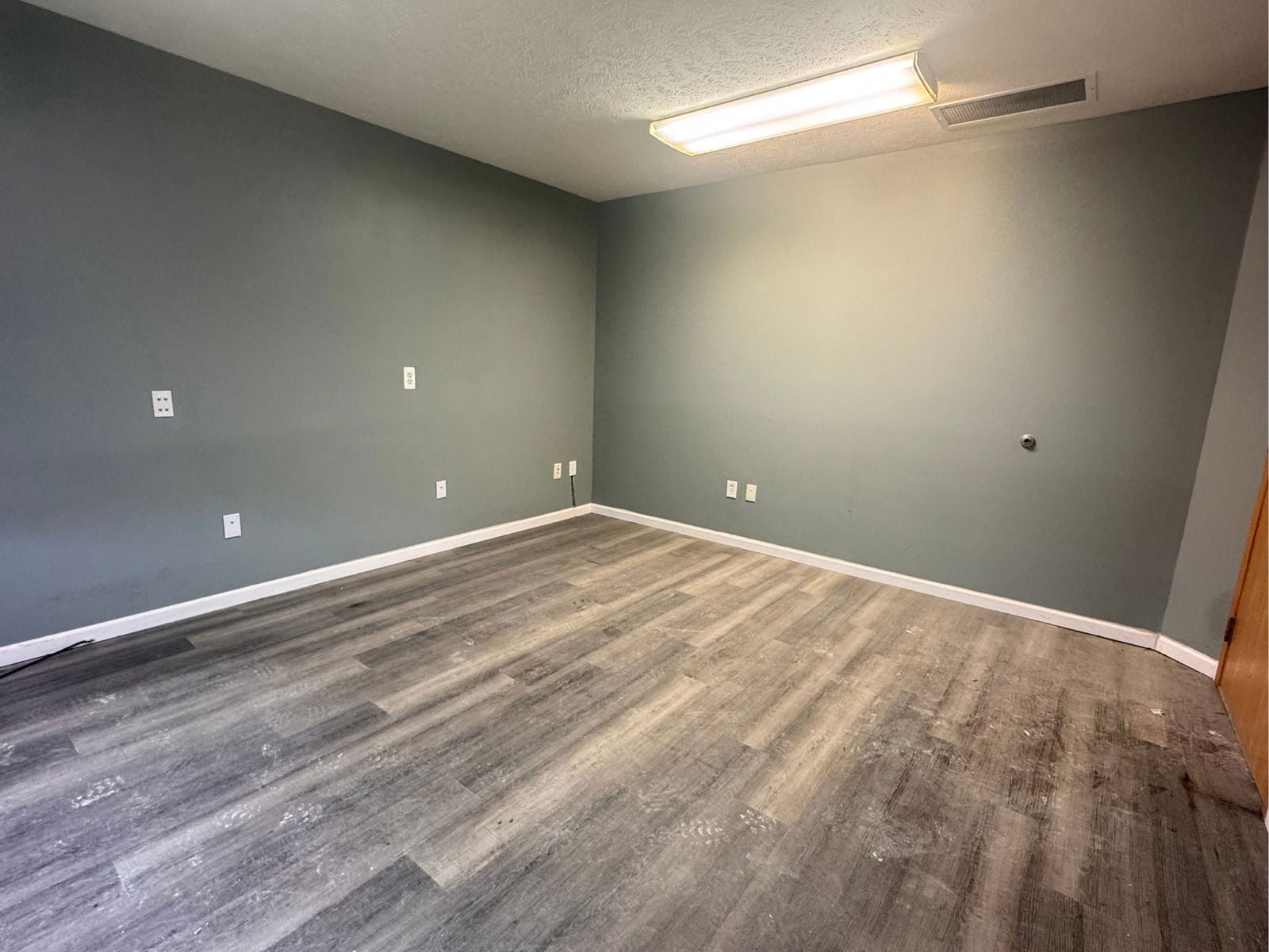 Industrial / Flex Space S 120th Street & Giles Road 12305 Cary Circle - Image 8
