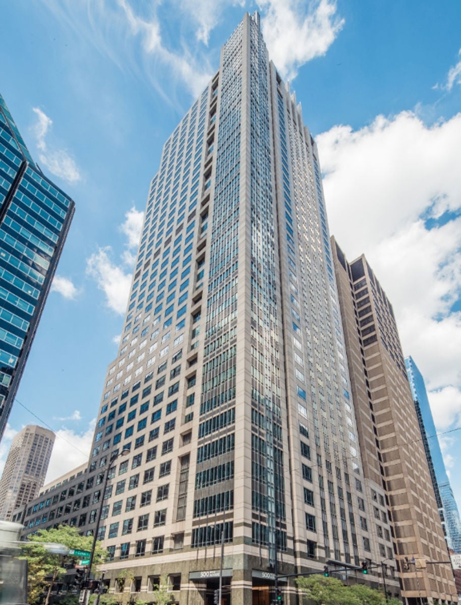 500 W Monroe St 1