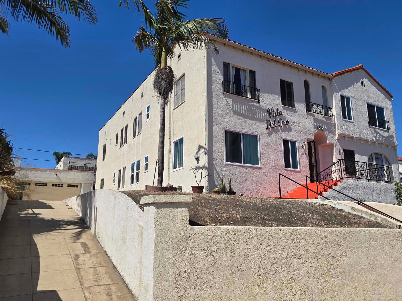 Vista del Oro 1352 West 10th Street - Image 2