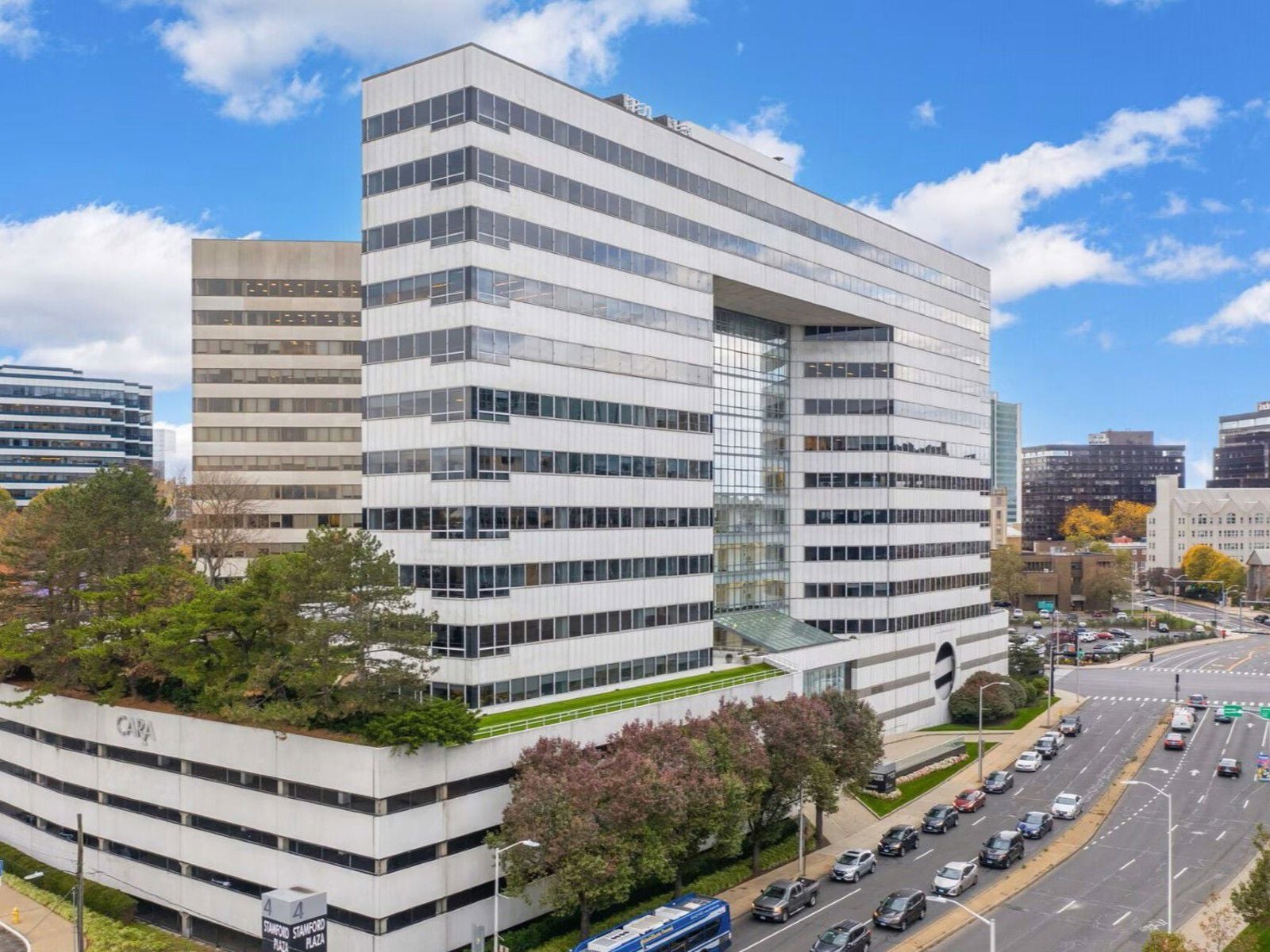 4 Stamford Plaza