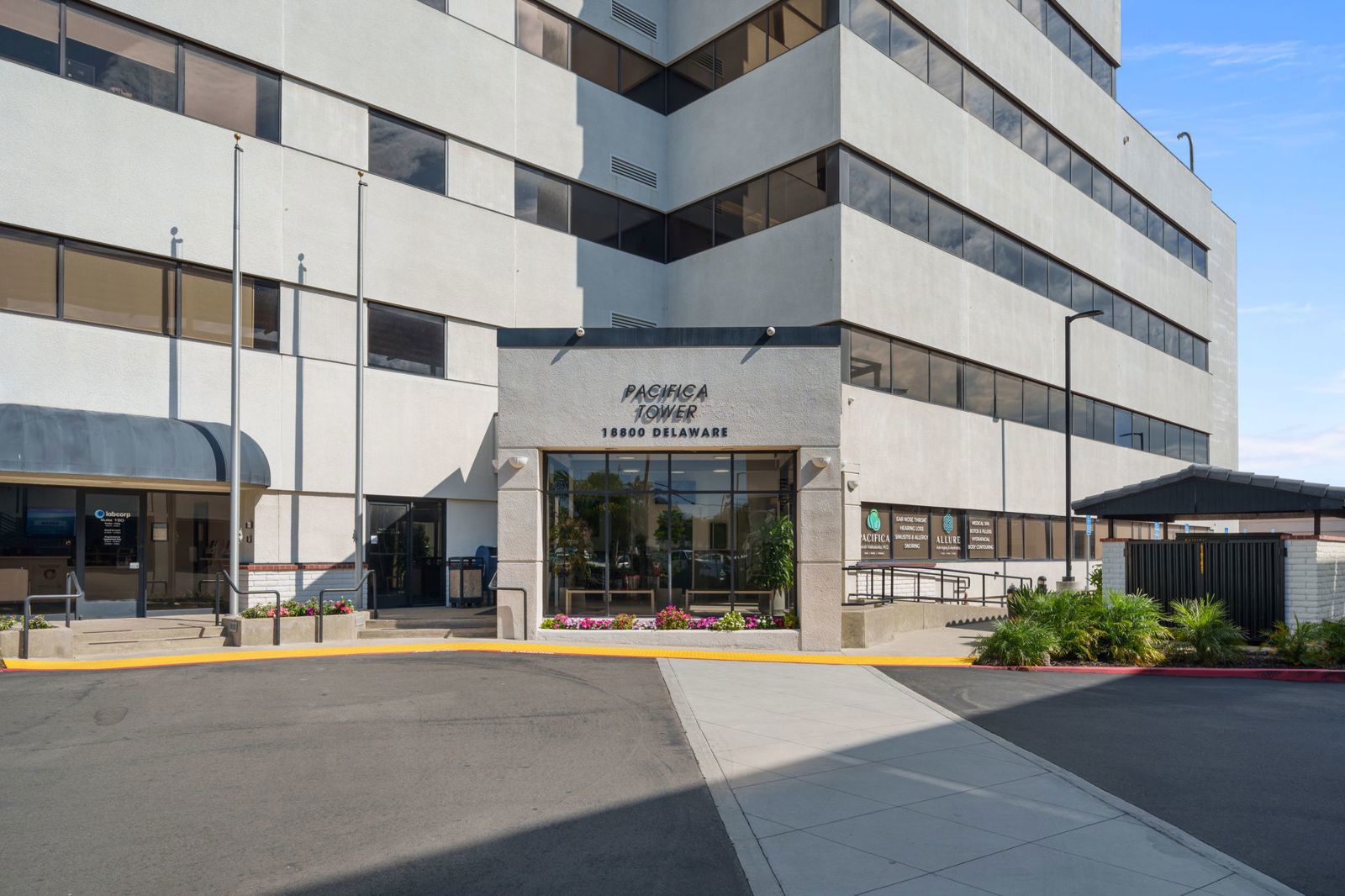 16-web-or-mls-18800-delaware-st
