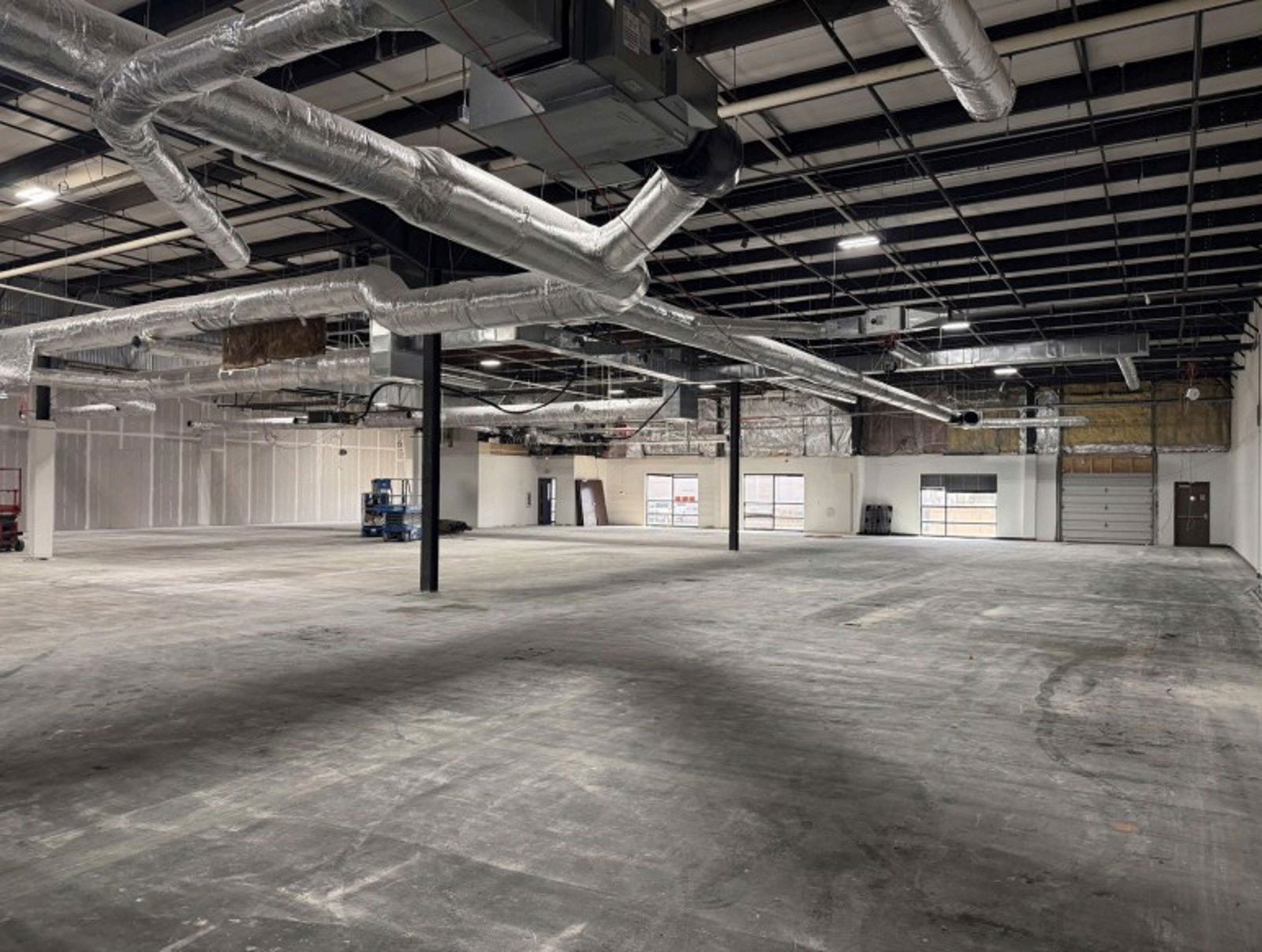 7B interior_1