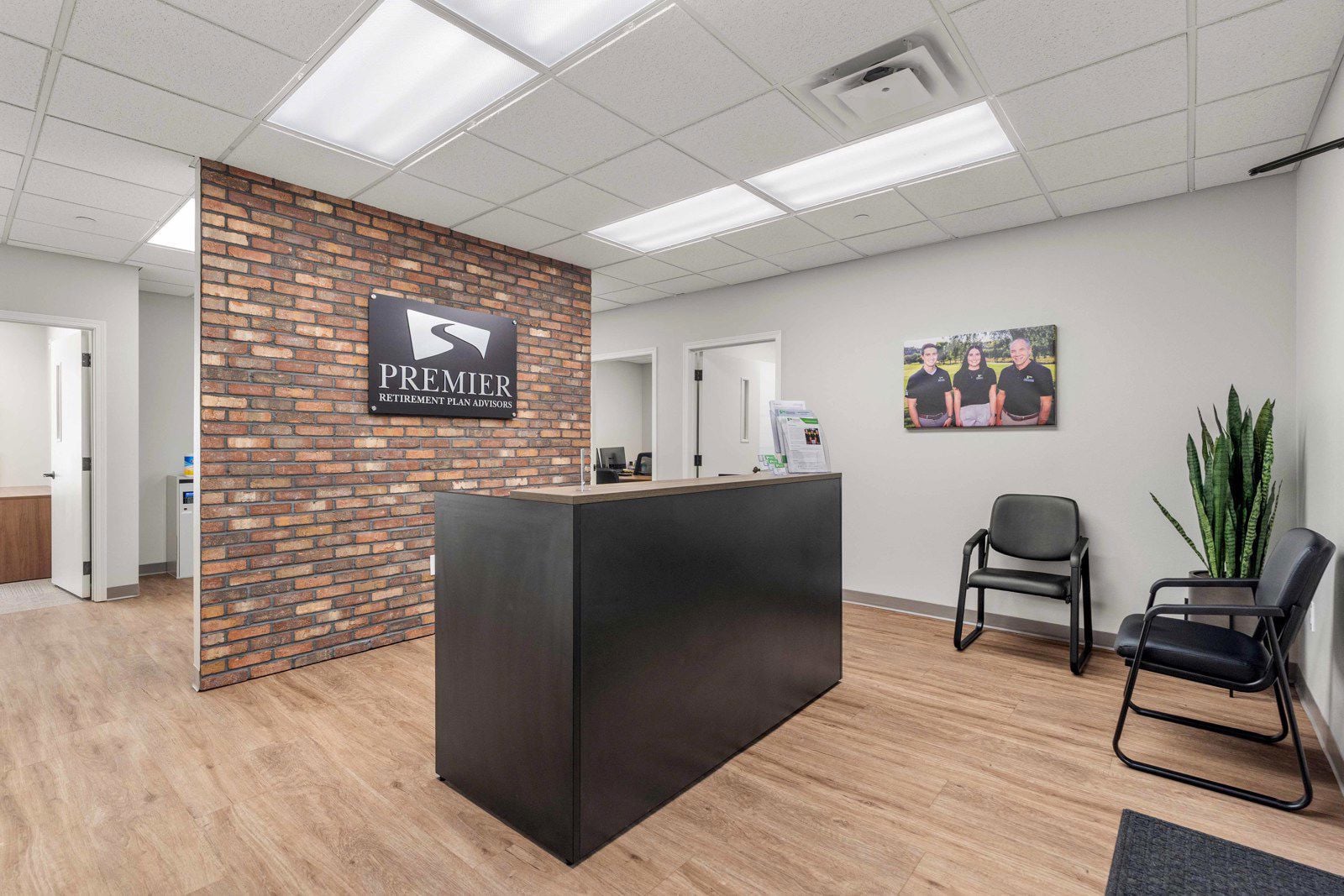 Receptionist Area (left)