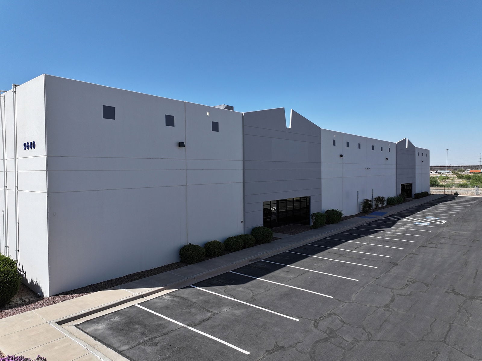 9640 Joe Rodriguez - Exterior