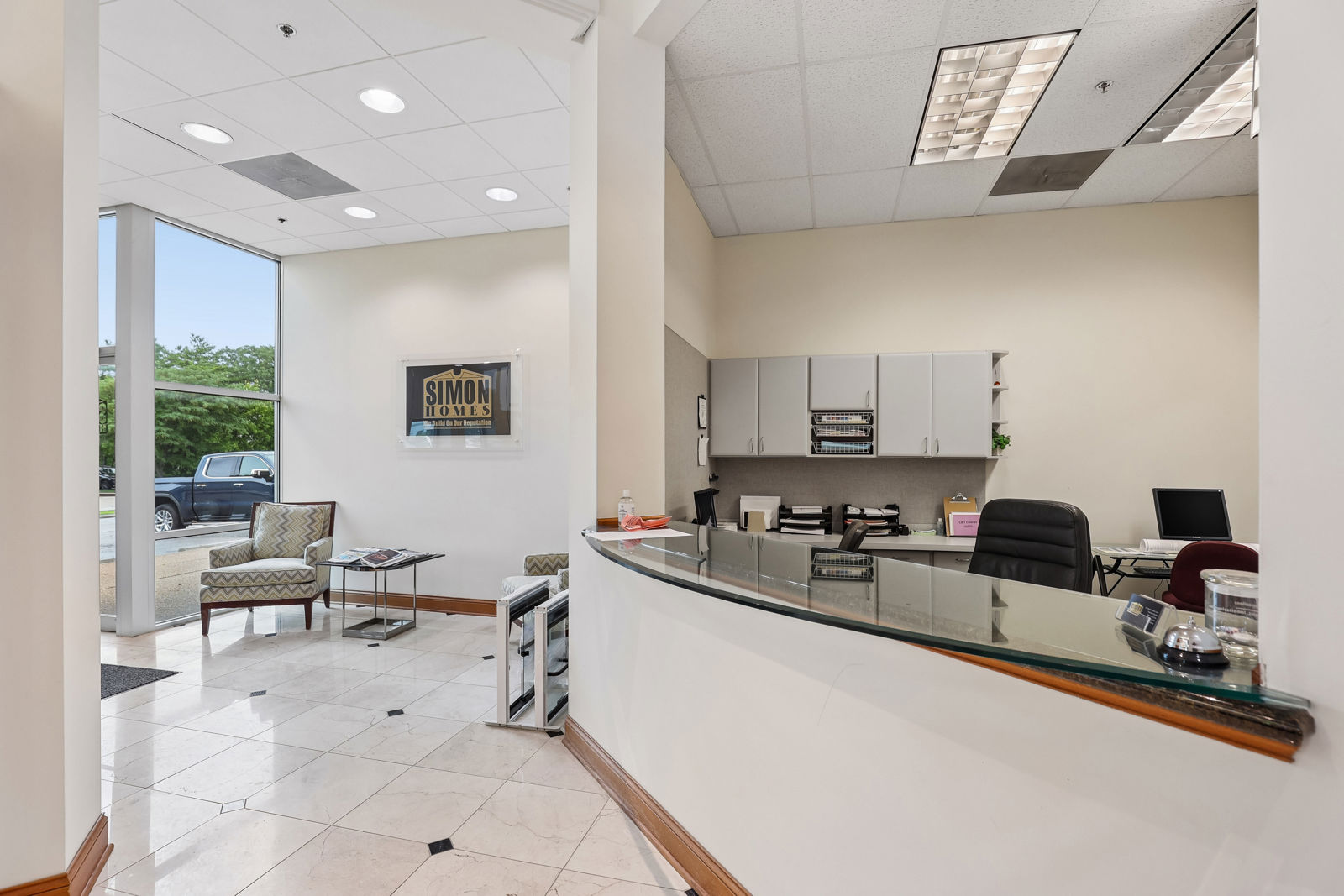 636TradeCenterBlvd-24