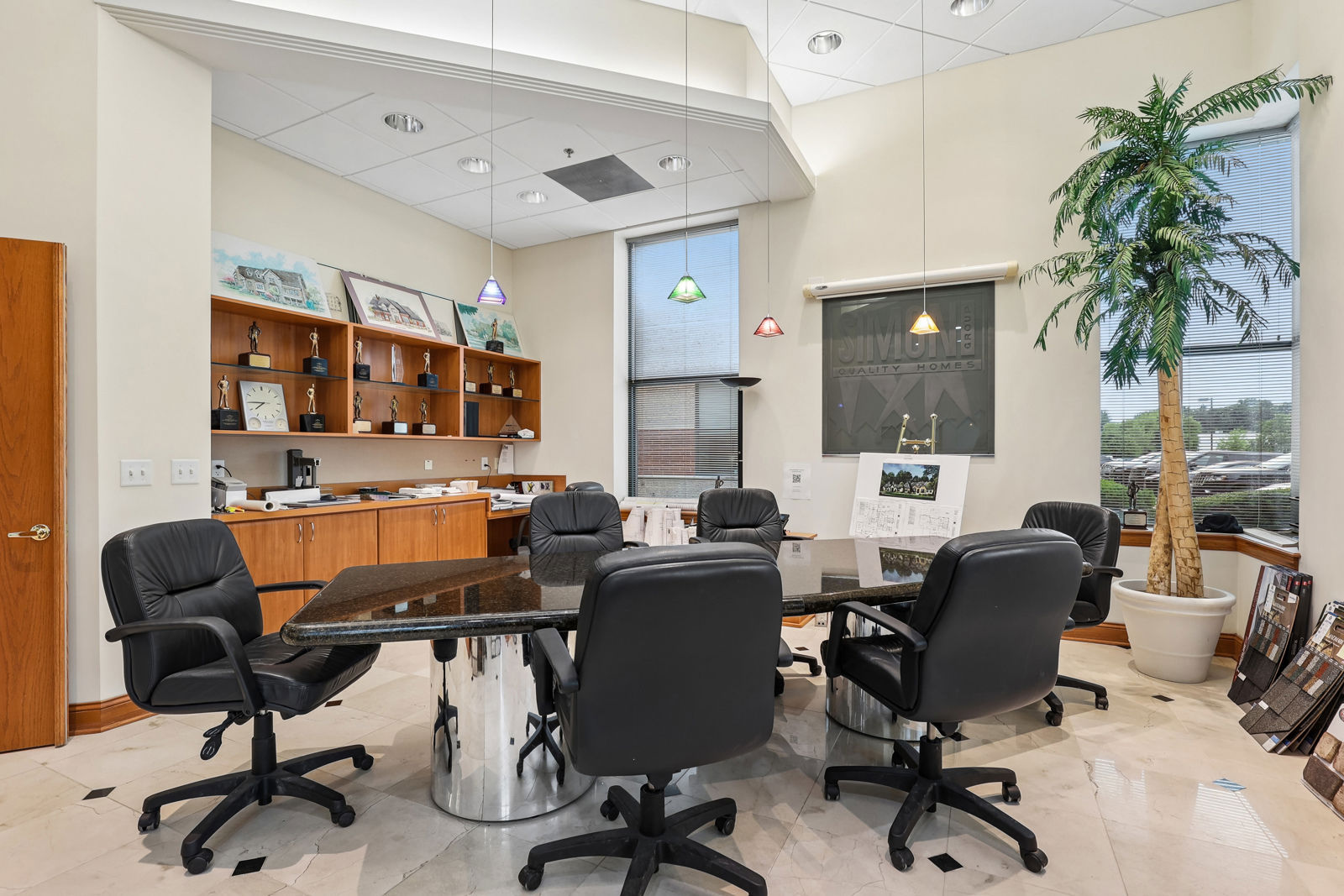 636TradeCenterBlvd-28
