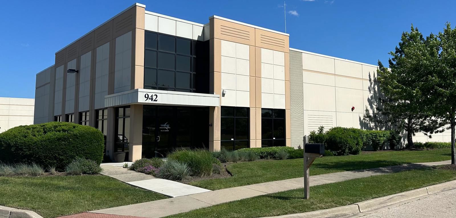 CBRE - 942 Equity Dr St Charles pic