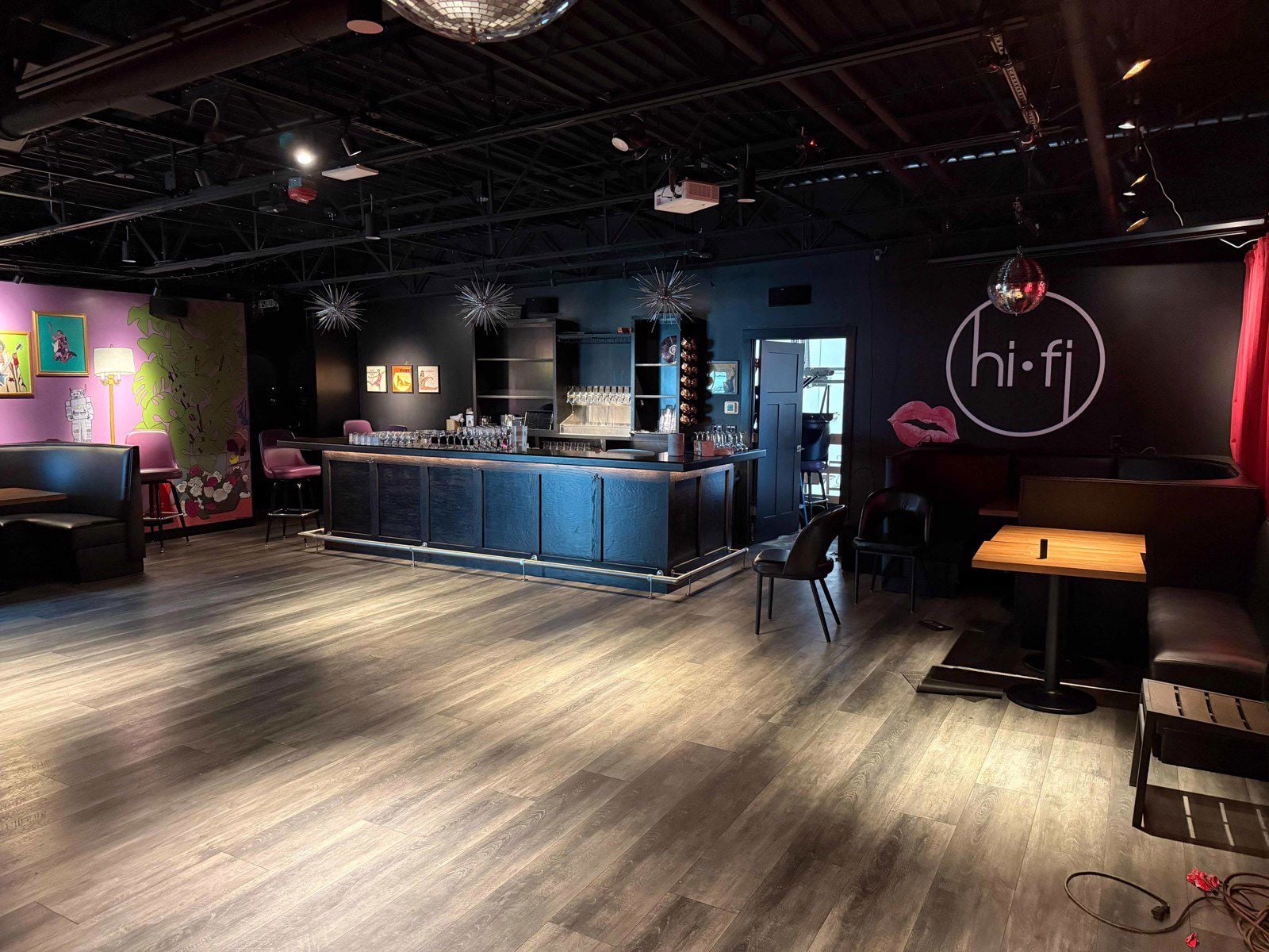 Upstairs lounge