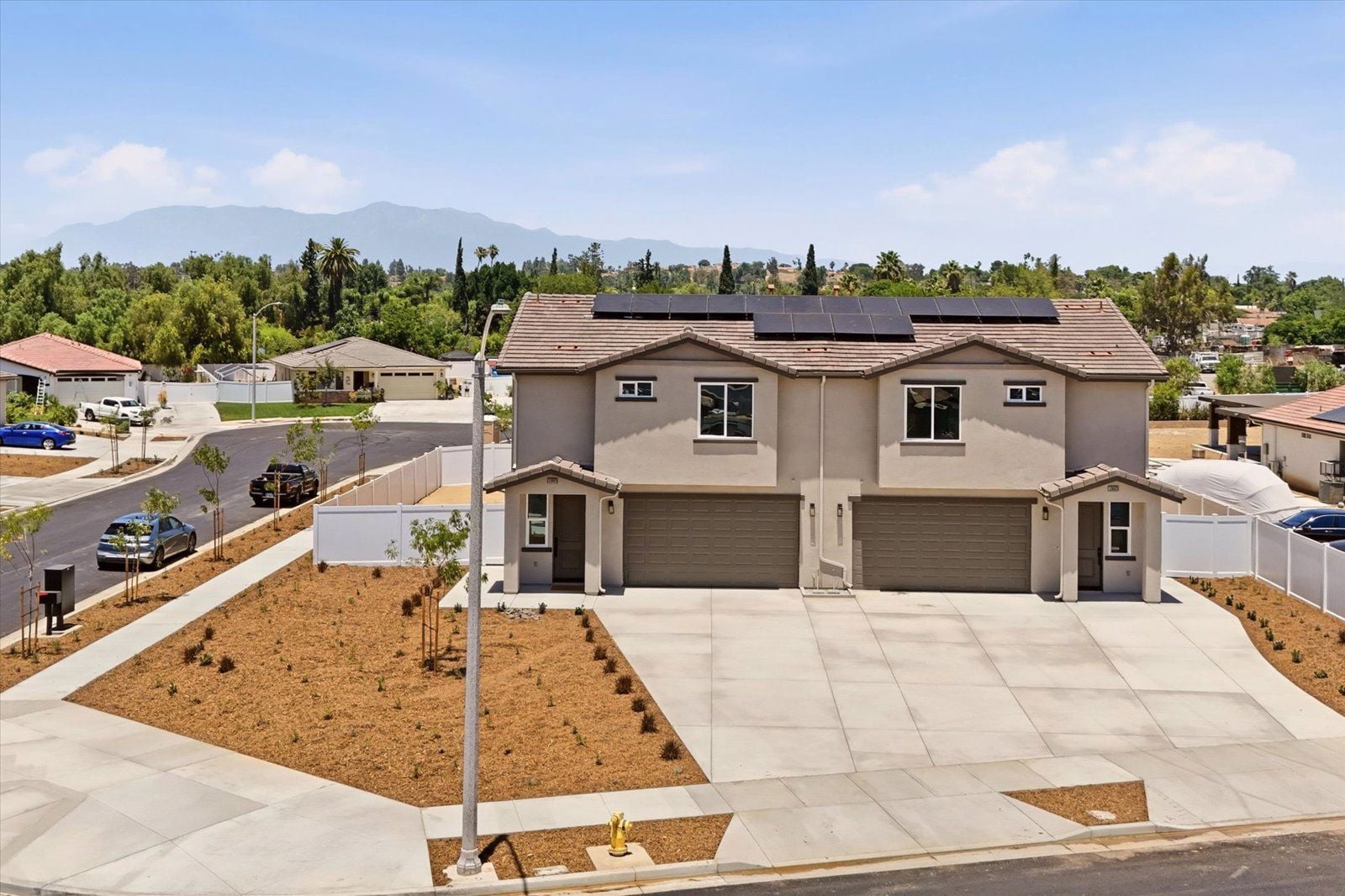 38-10665 Alborz Ct