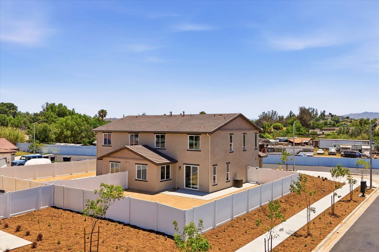37-10665 Alborz Ct