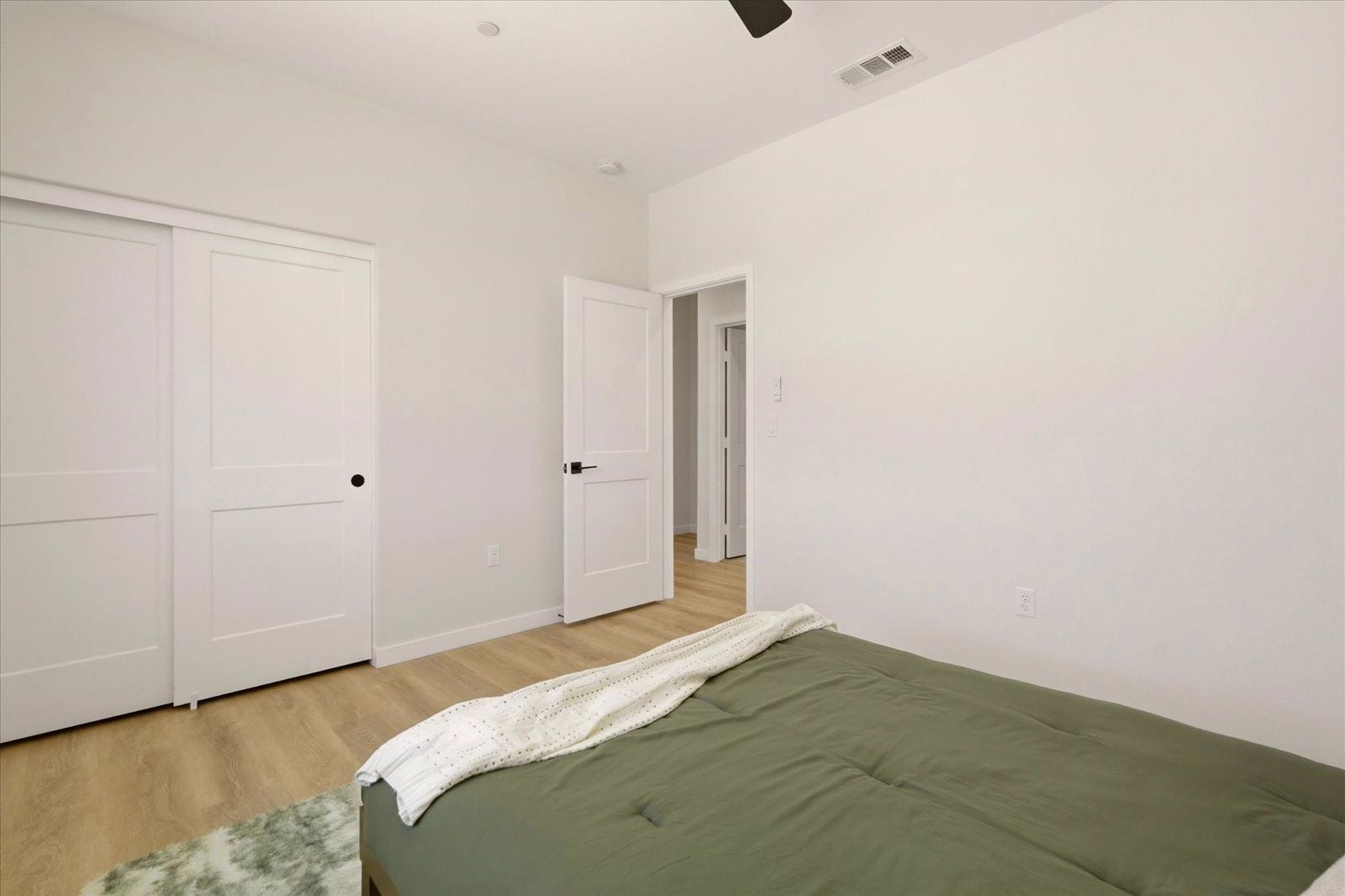 16-10665 Alborz Ct