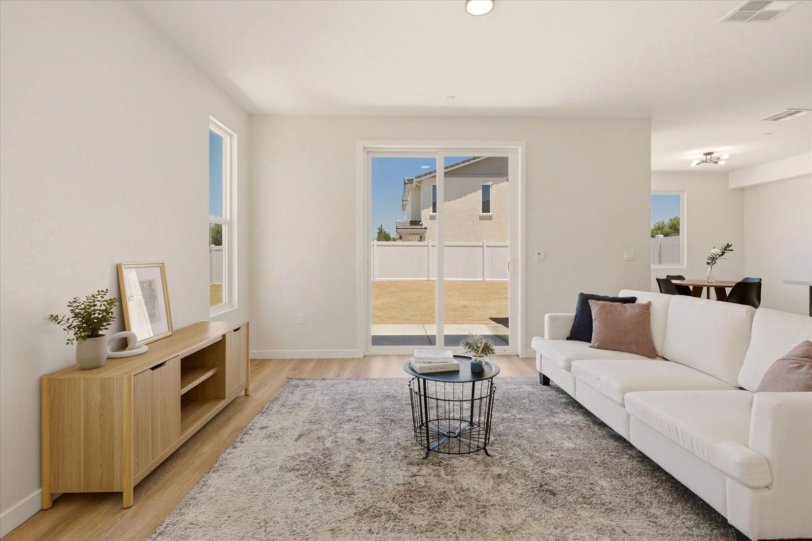06-10665 Alborz Ct