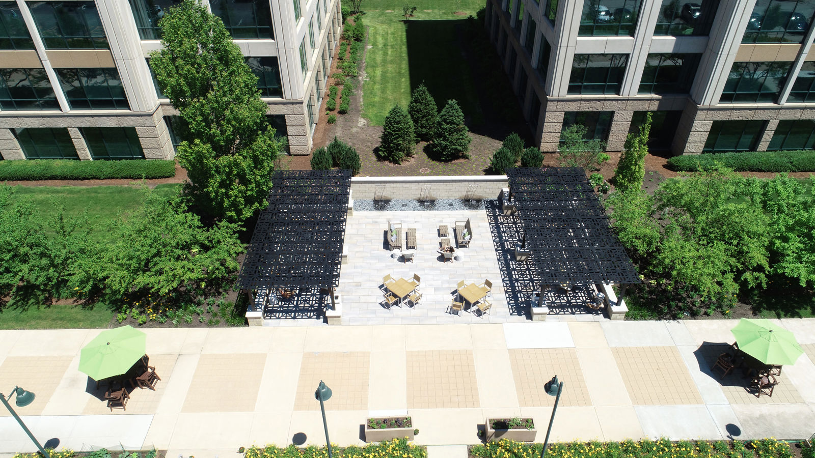 Woodfield Preserve Office Center II