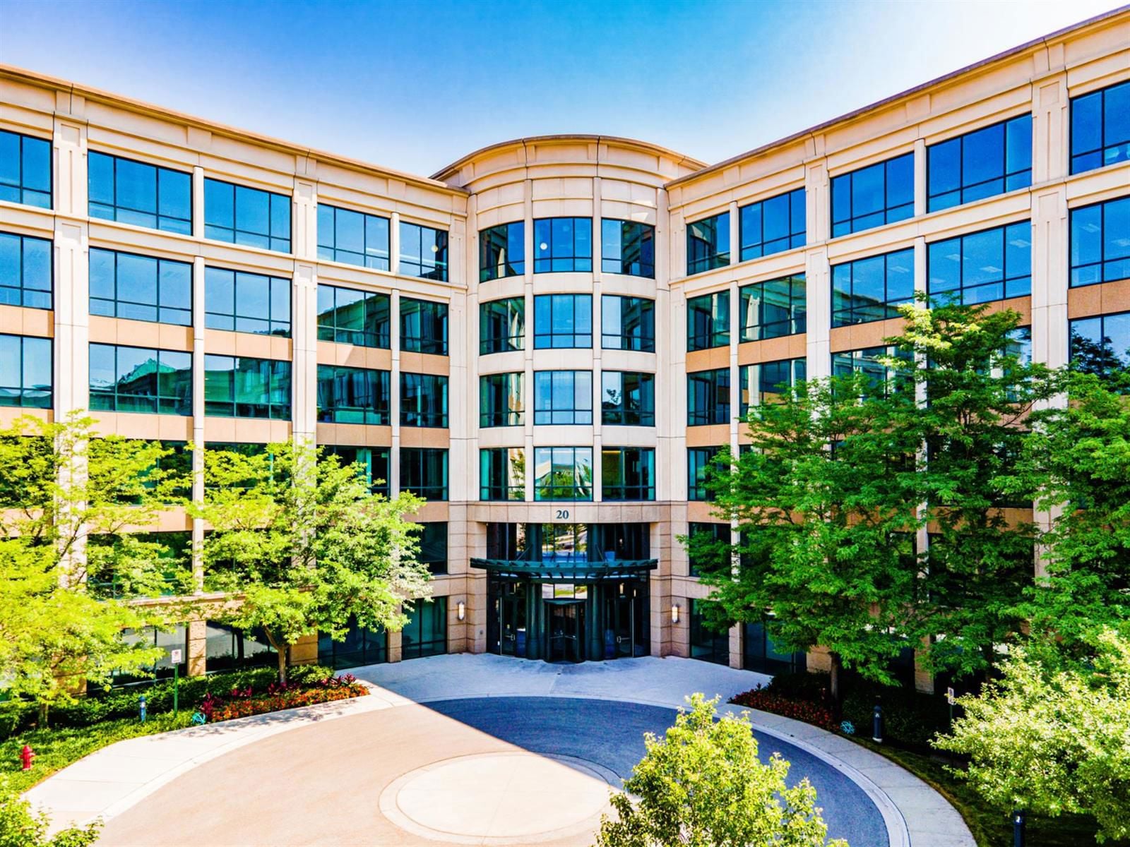 Woodfield Preserve Office Center II