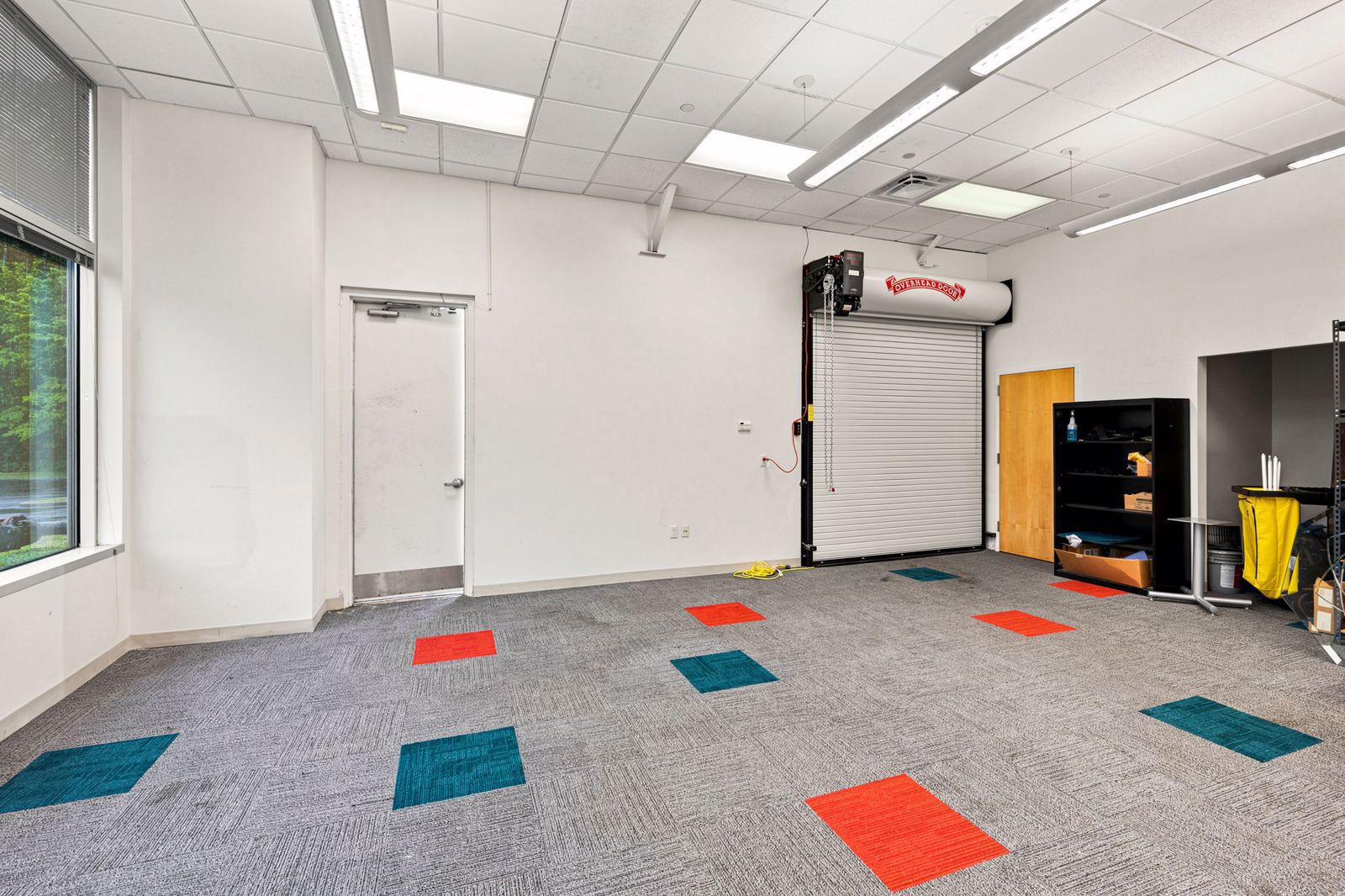 22-web-or-mls-8990 Duke Blvd-22