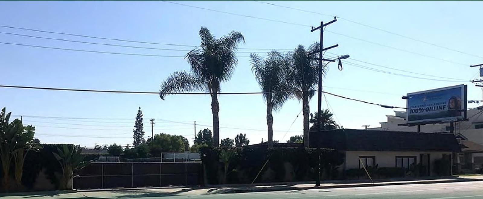 firestone blvd