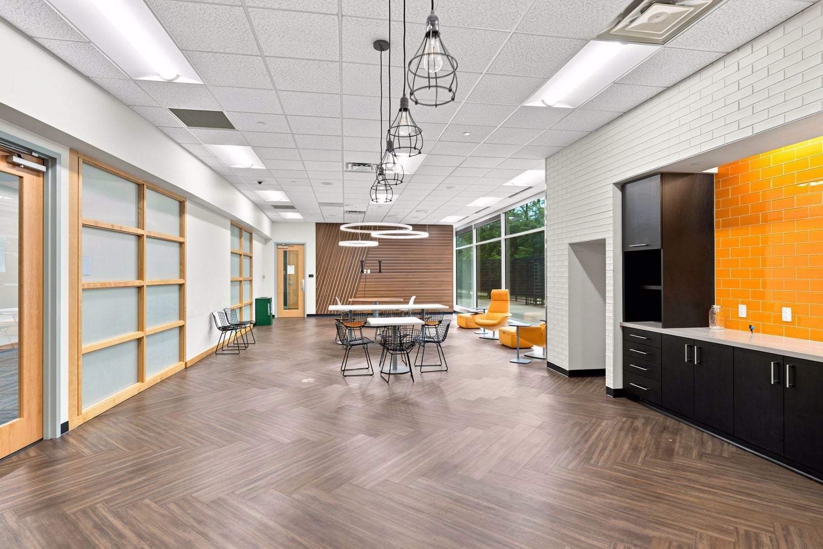 8-web-or-mls-4241 Irwin Simpson Rd-8