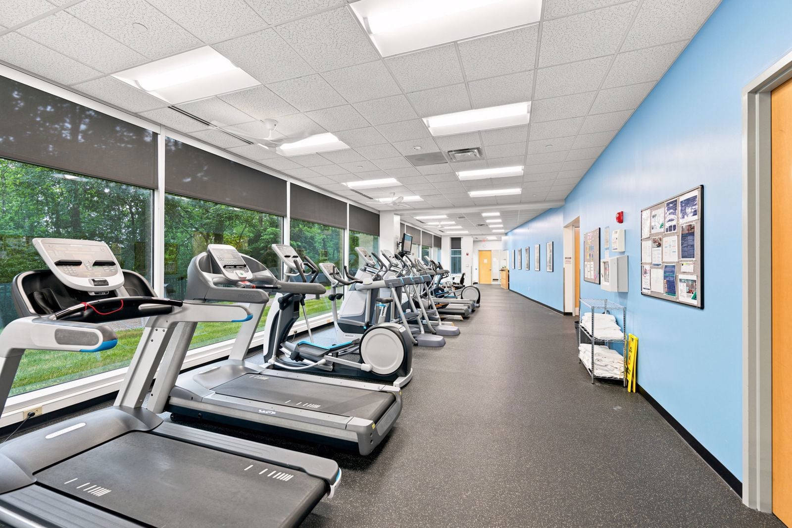 16-web-or-mls-4241 Irwin Simpson Rd-16