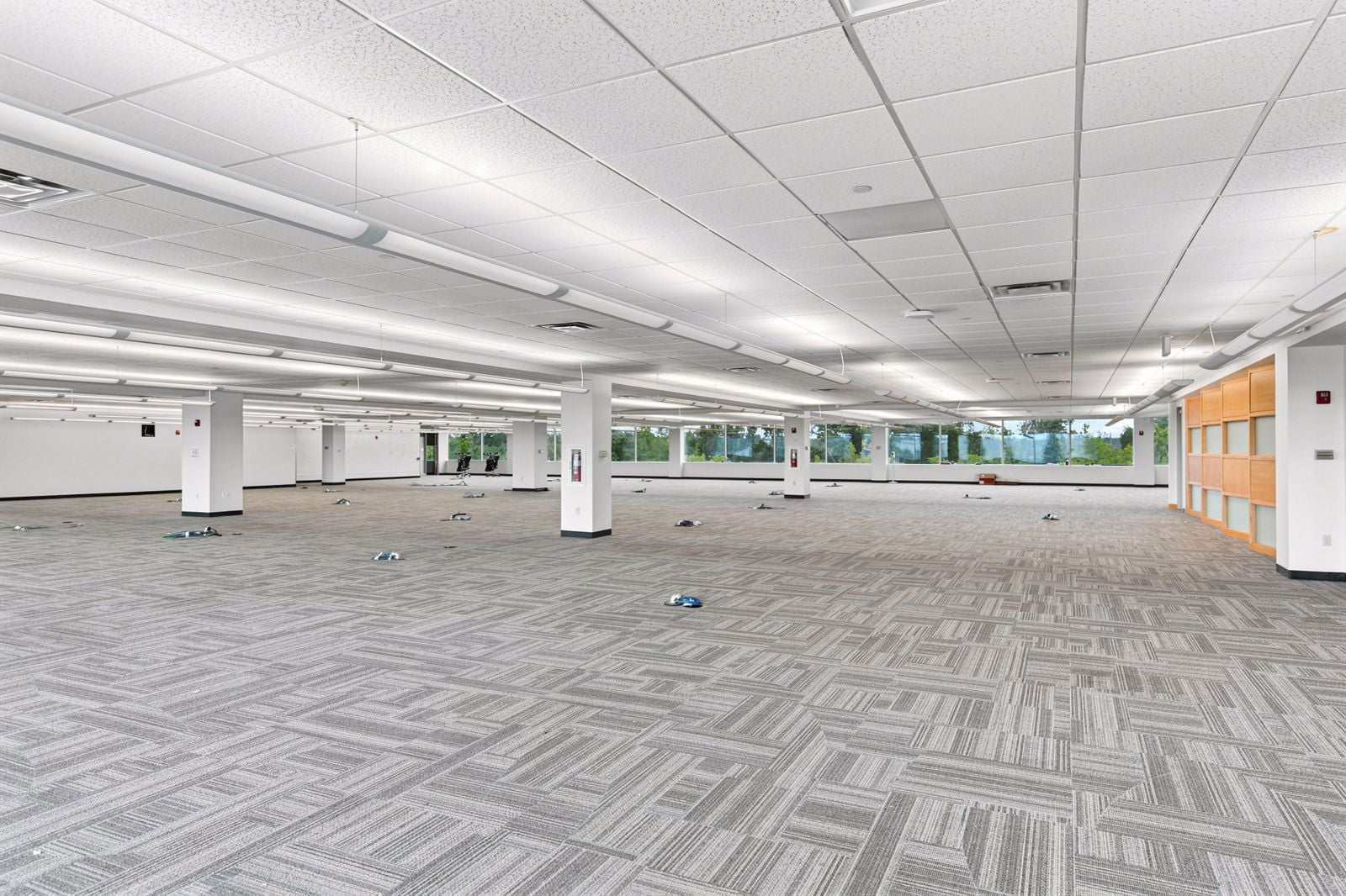 24-web-or-mls-4241 Irwin Simpson Rd-24