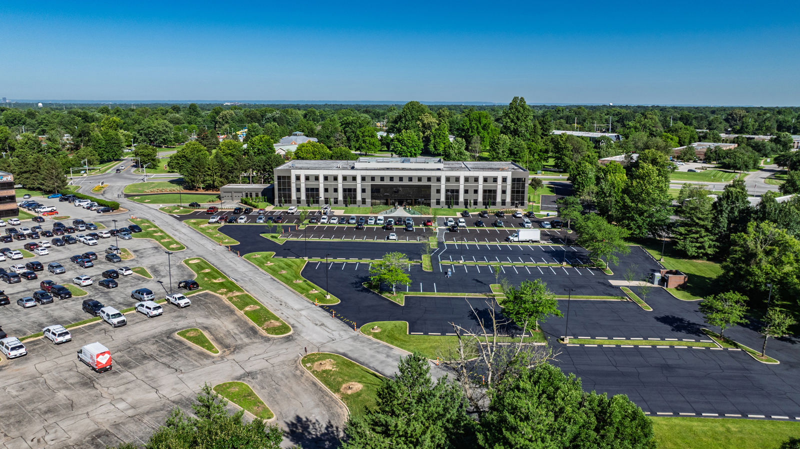 CBRE_9931 Corporate Campus Drive-13