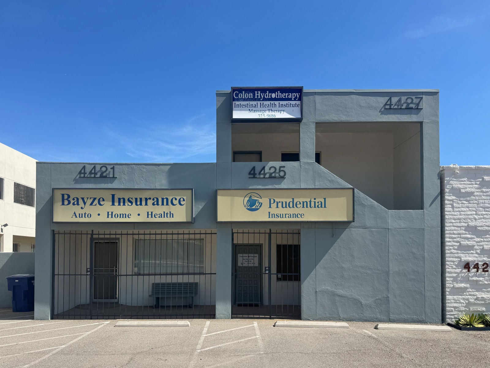4427 E 5th St_Bldg Exterior_Front