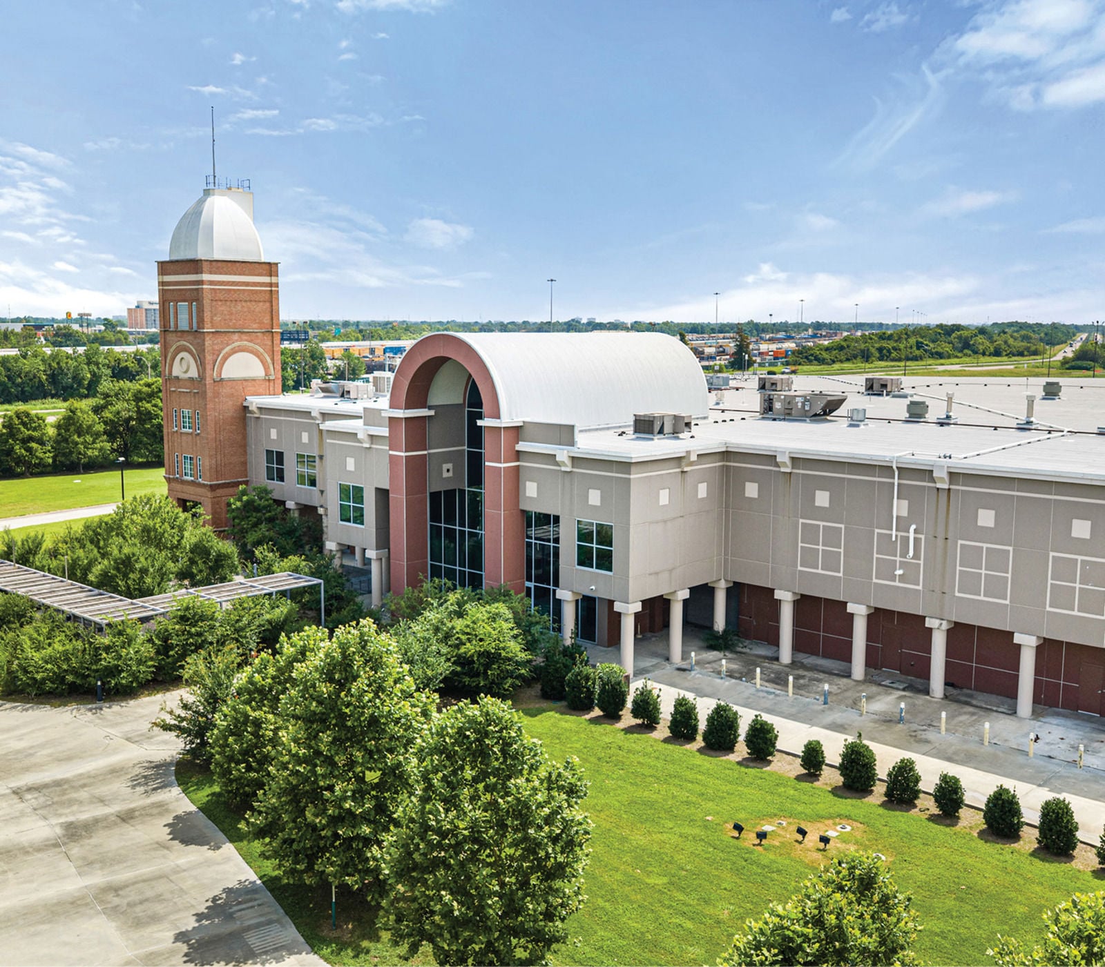 Exterior Image 1