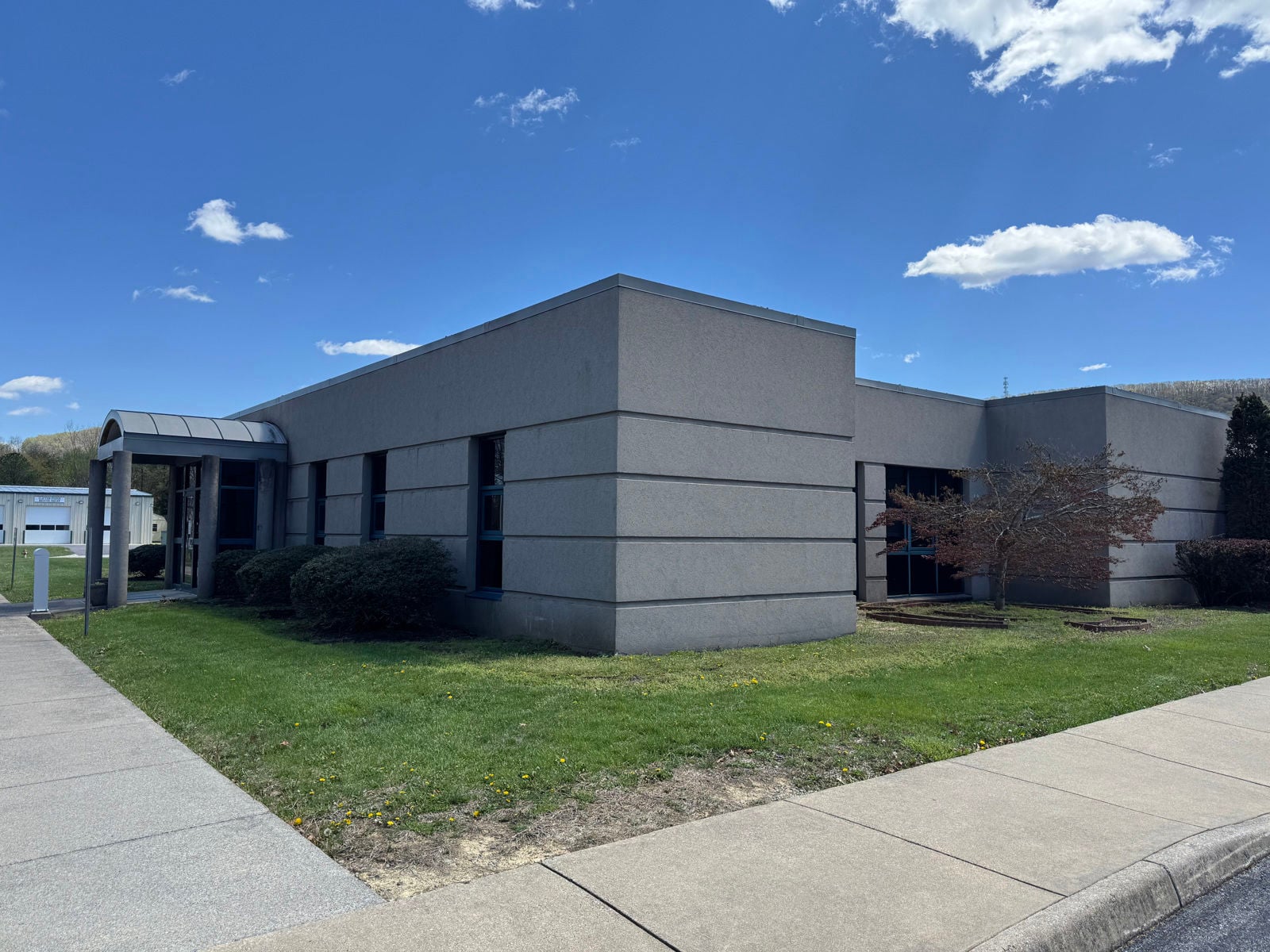 1504 Chestnut Street - Image 1