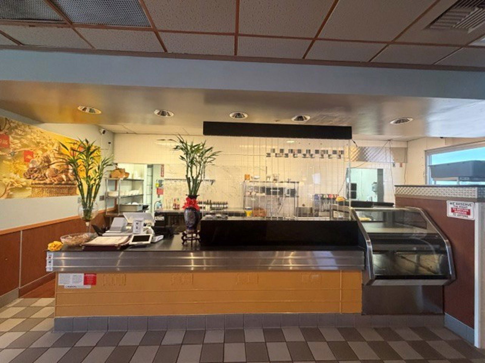 13312 Interior3