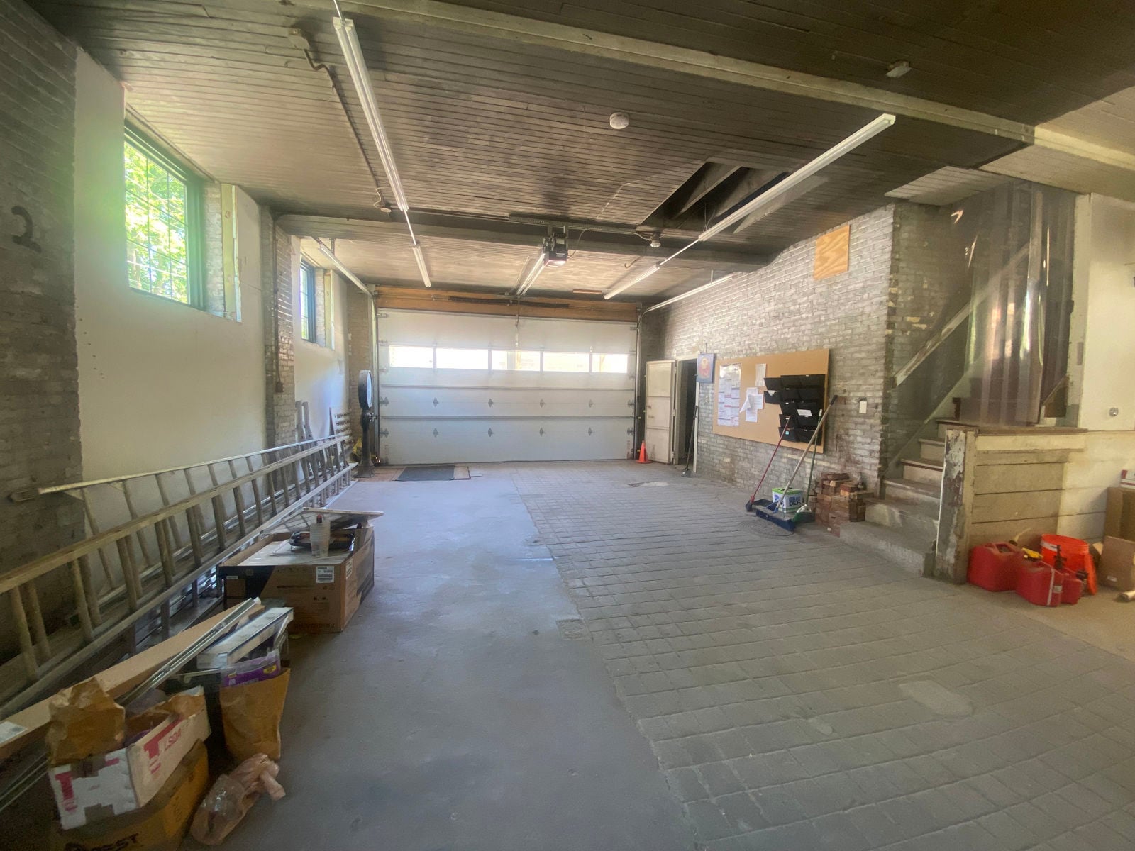 Main Building Garage 1_N Fratney St