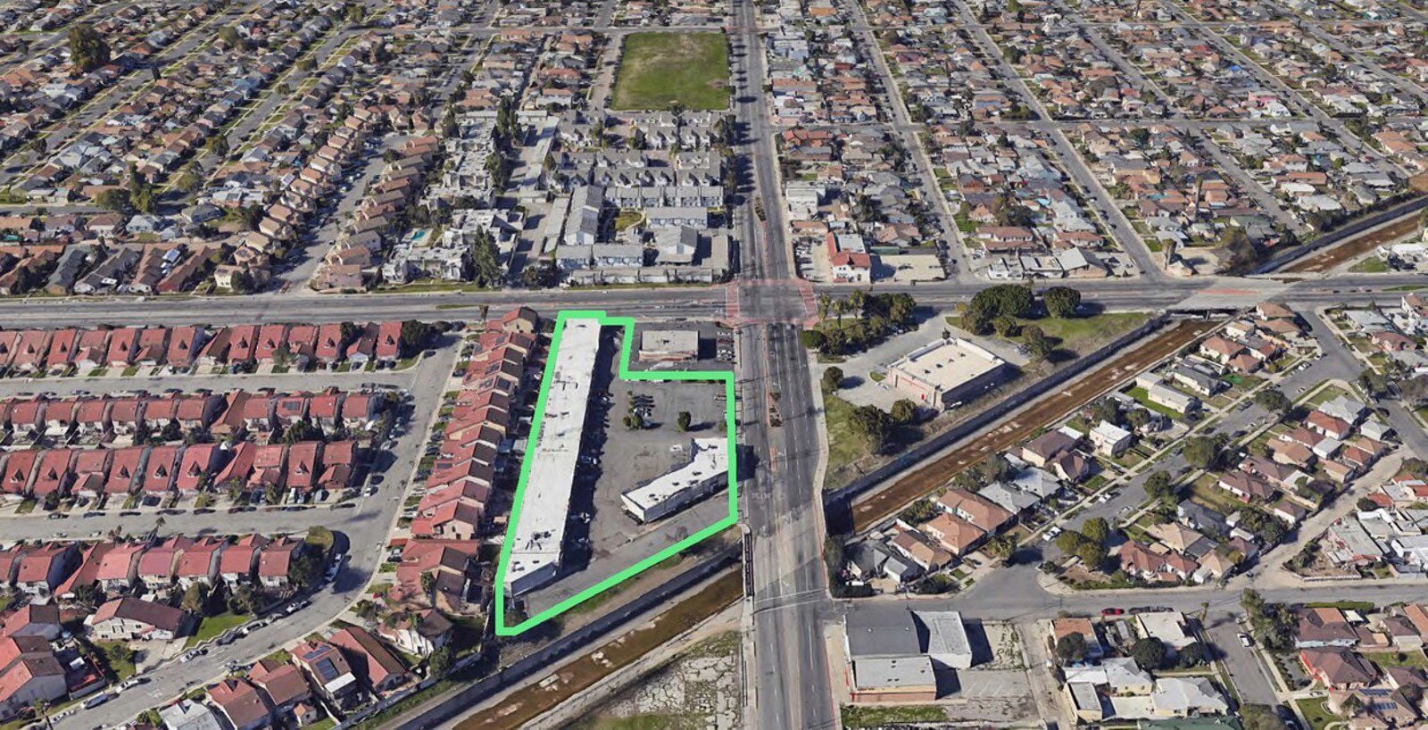 SELLER MAY FINANCE | FLEX IN PRICE 700 West Compton Boulevard - Image 1