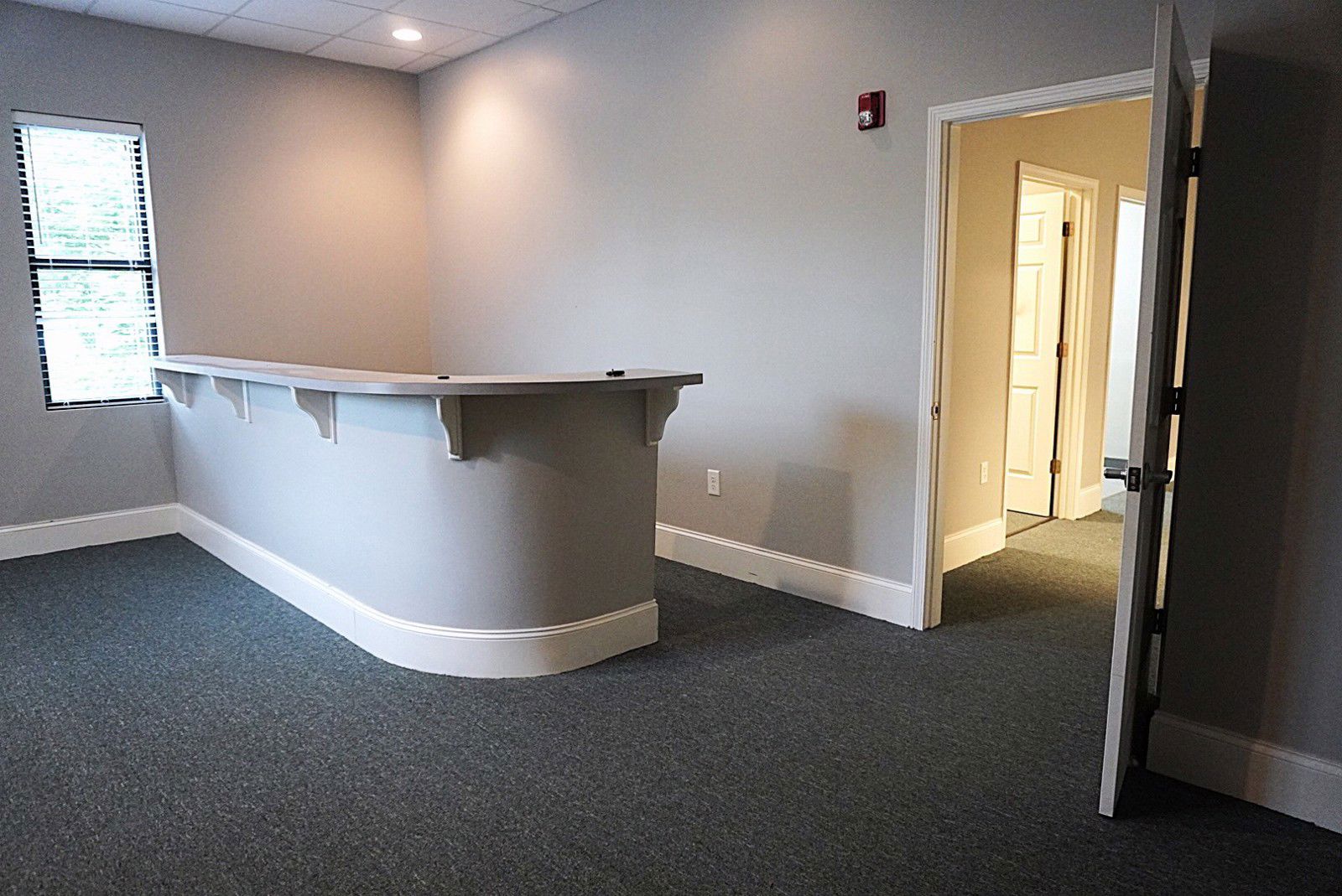 355 Roselane - Lobby