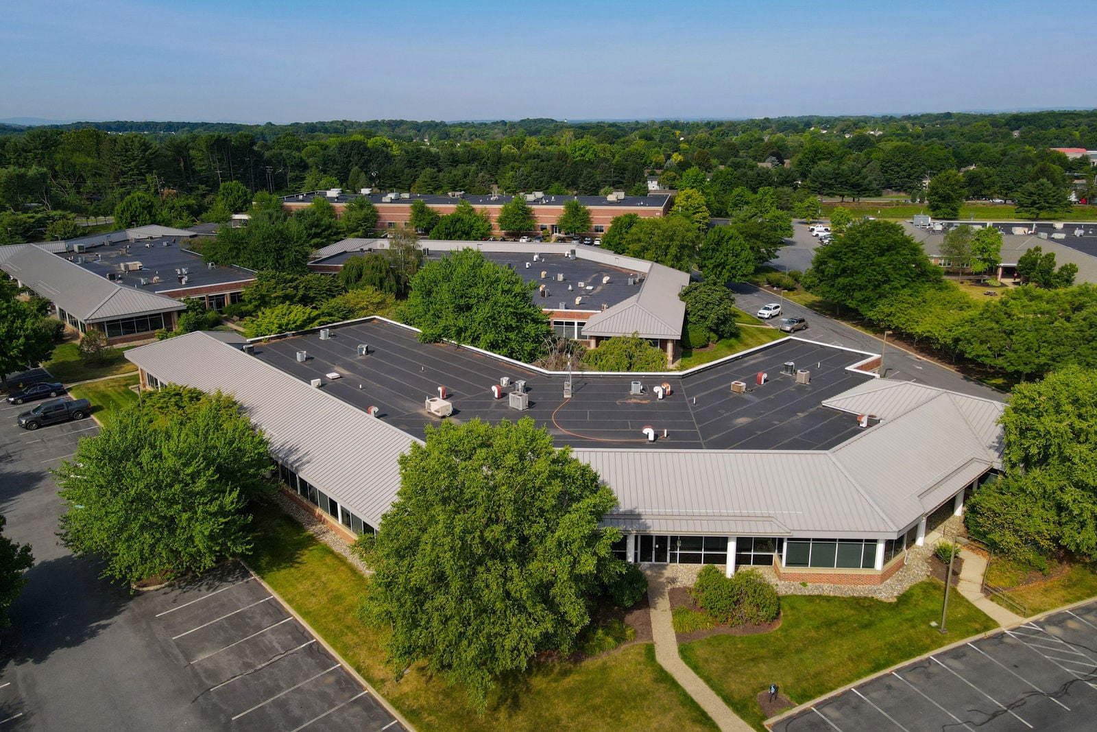 85 S Commerce Way-1