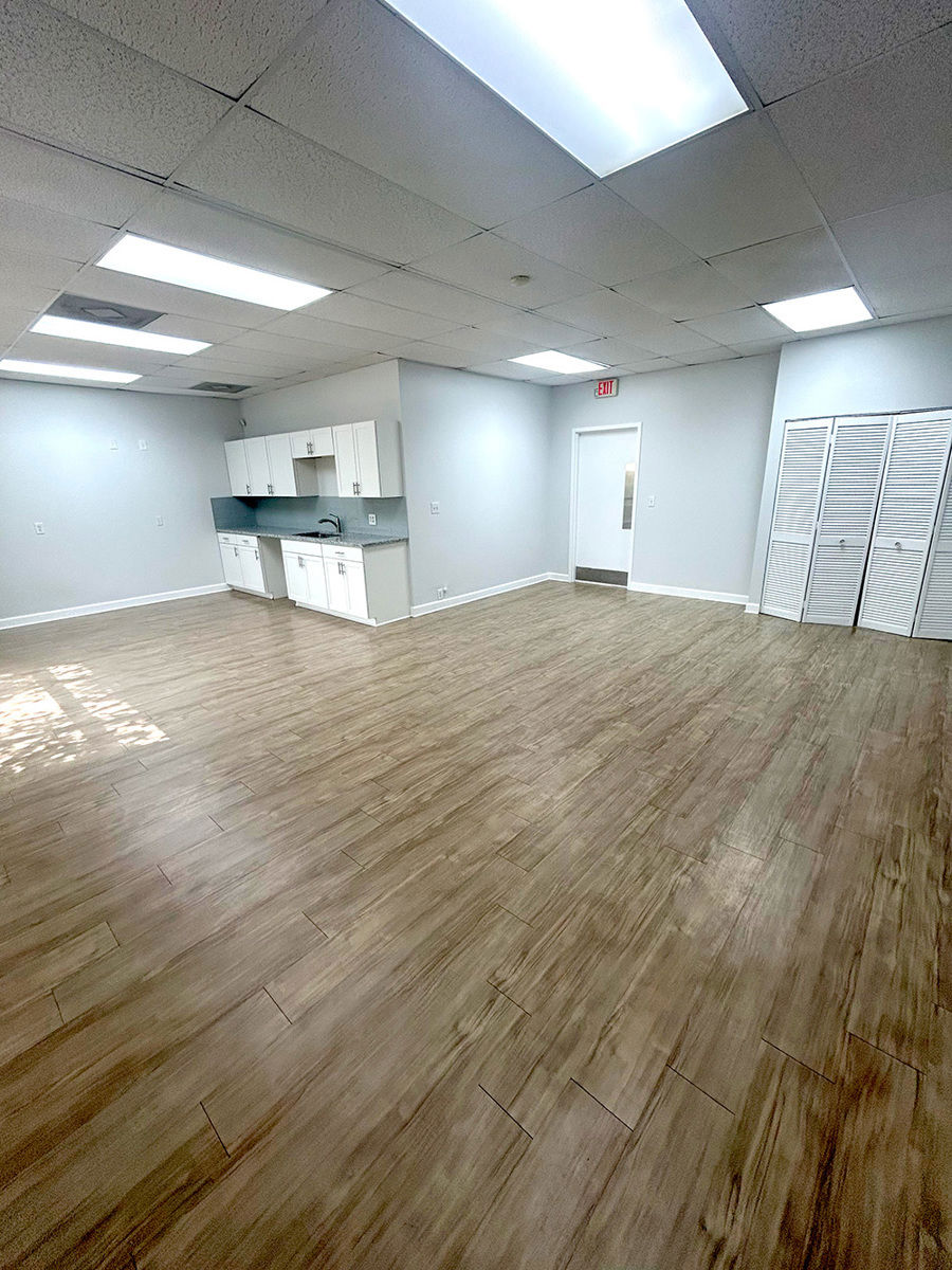 6342 Burnt Poplar Rd Interior 5