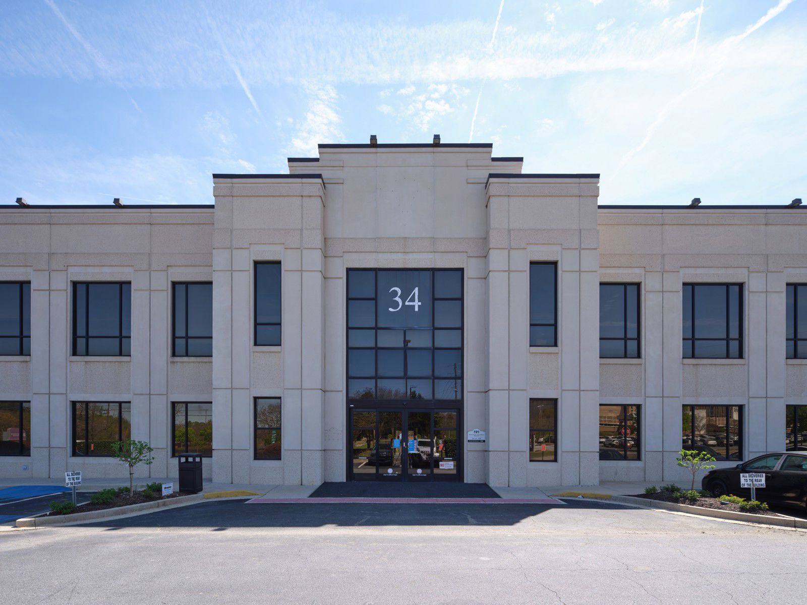 34 Upper - Exterior