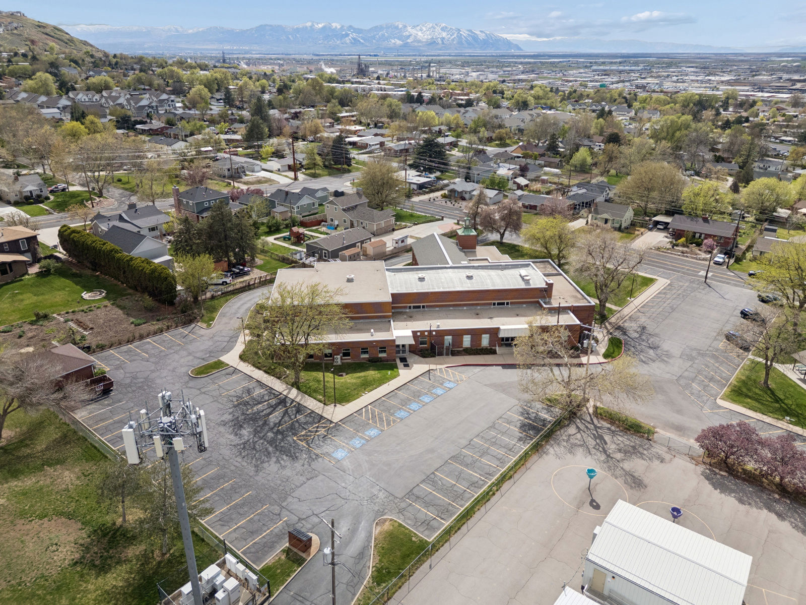 38_3707s800wBountiful_0422