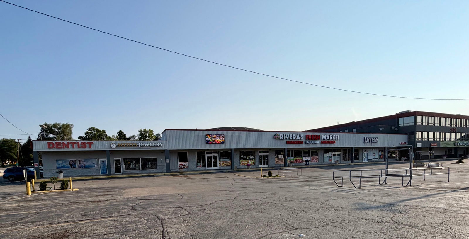 Rivera's Market