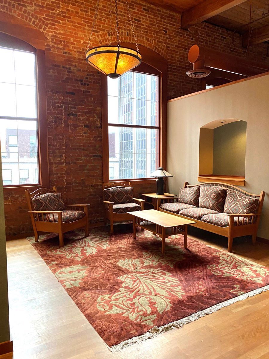 5th Floor Reception Area