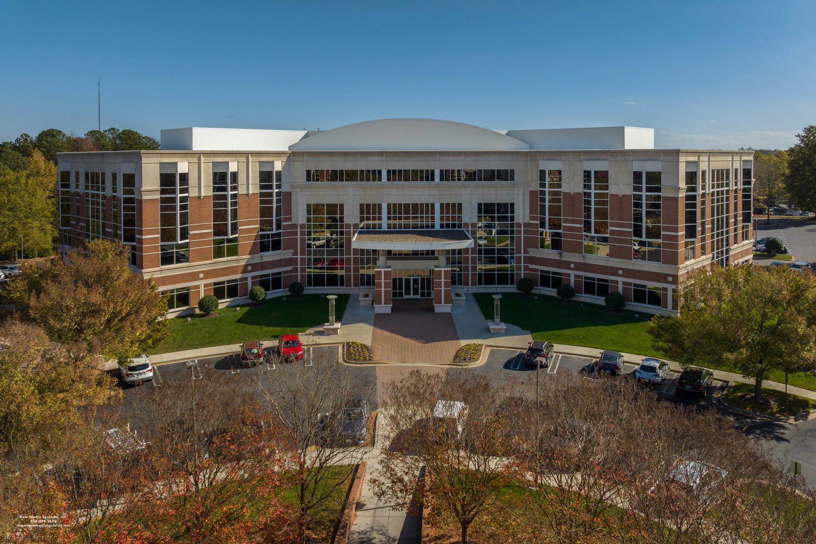 Hillcrest Building 1801 Bayberry Court - Image 3