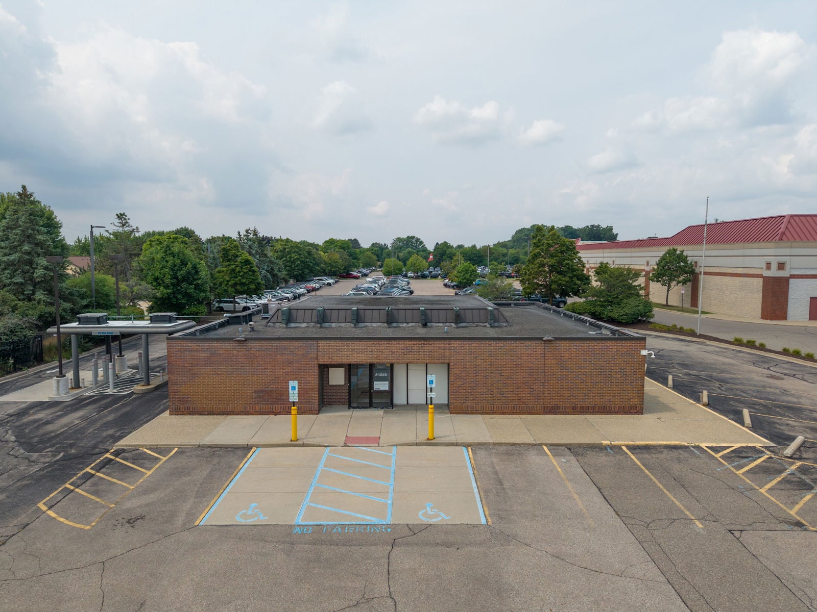 1310 Rochester Rd-35