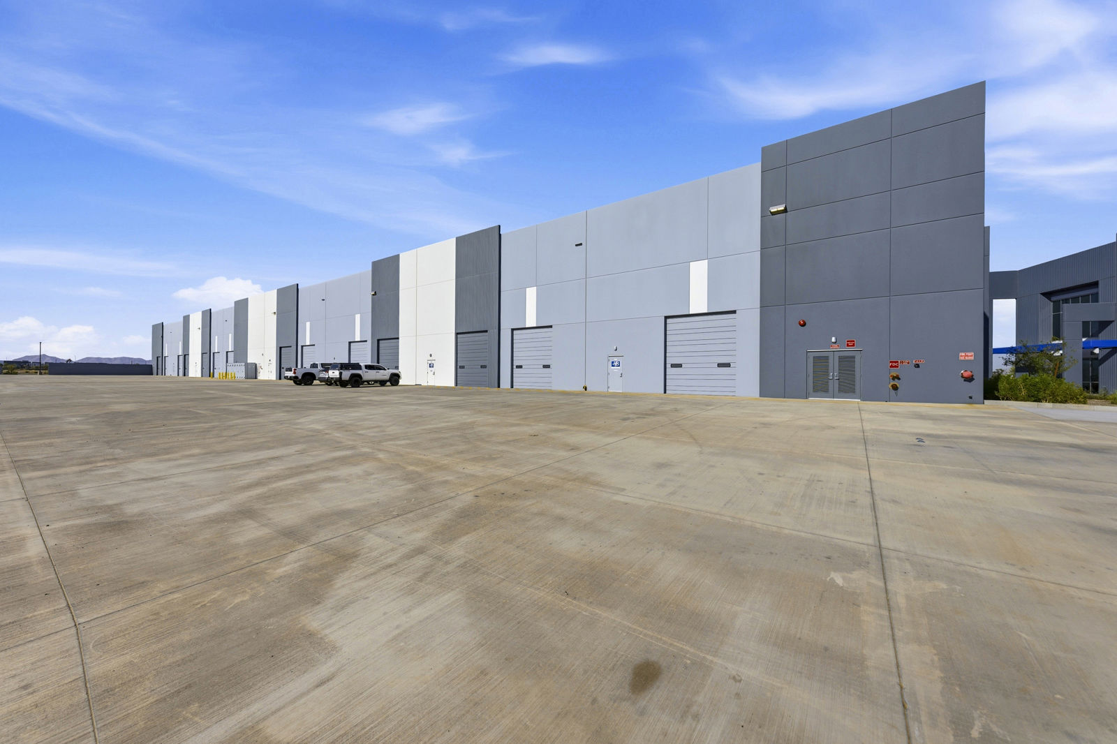 Gateway Commerce Center III_23.JPG