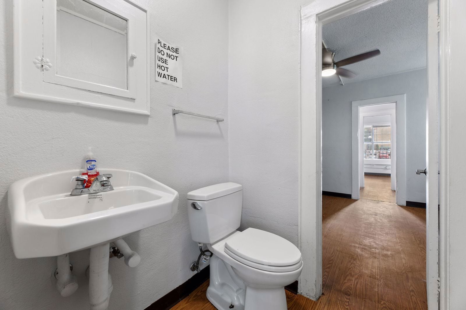 28-SQFT-4127