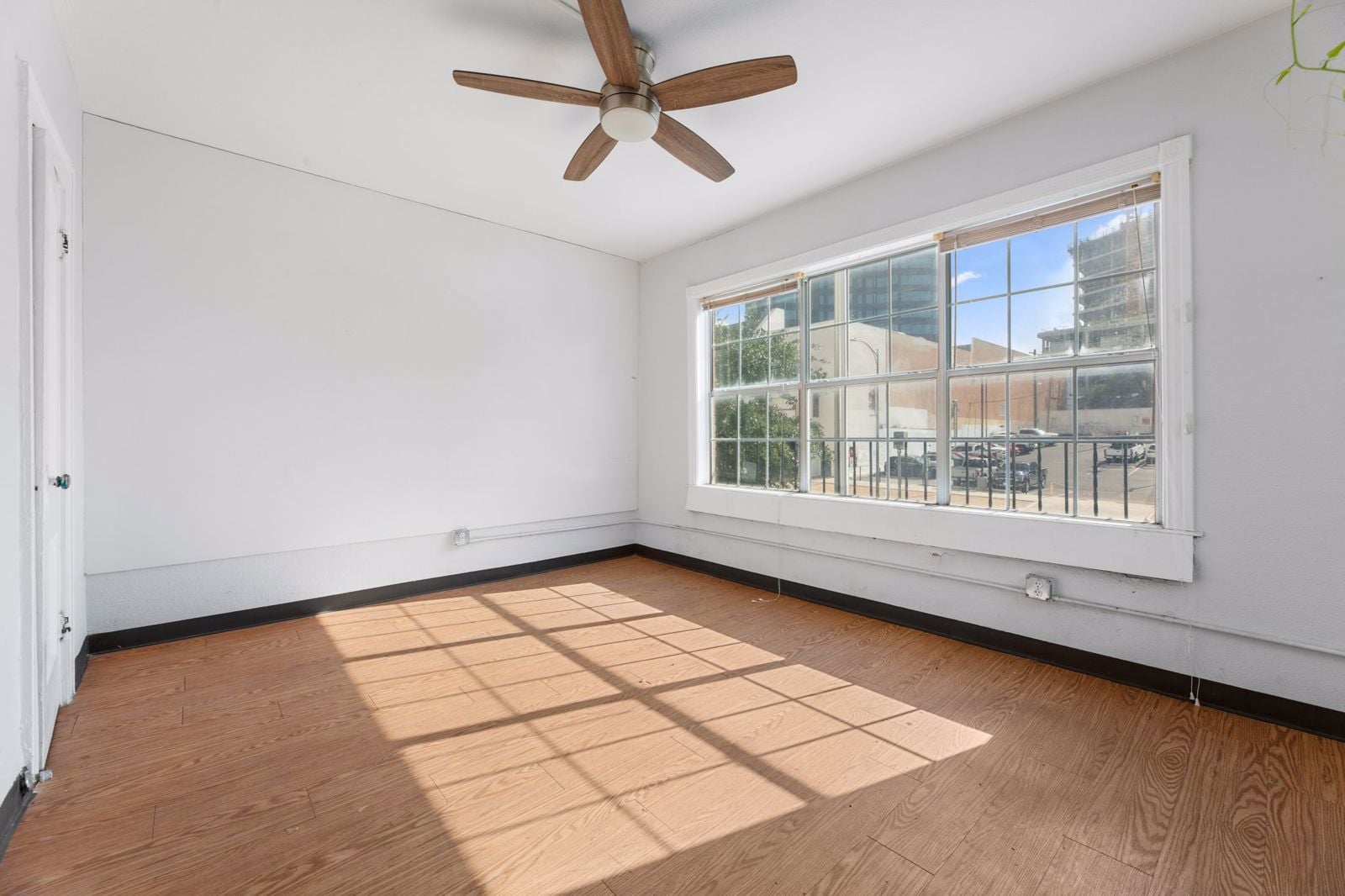 27-SQFT-4144