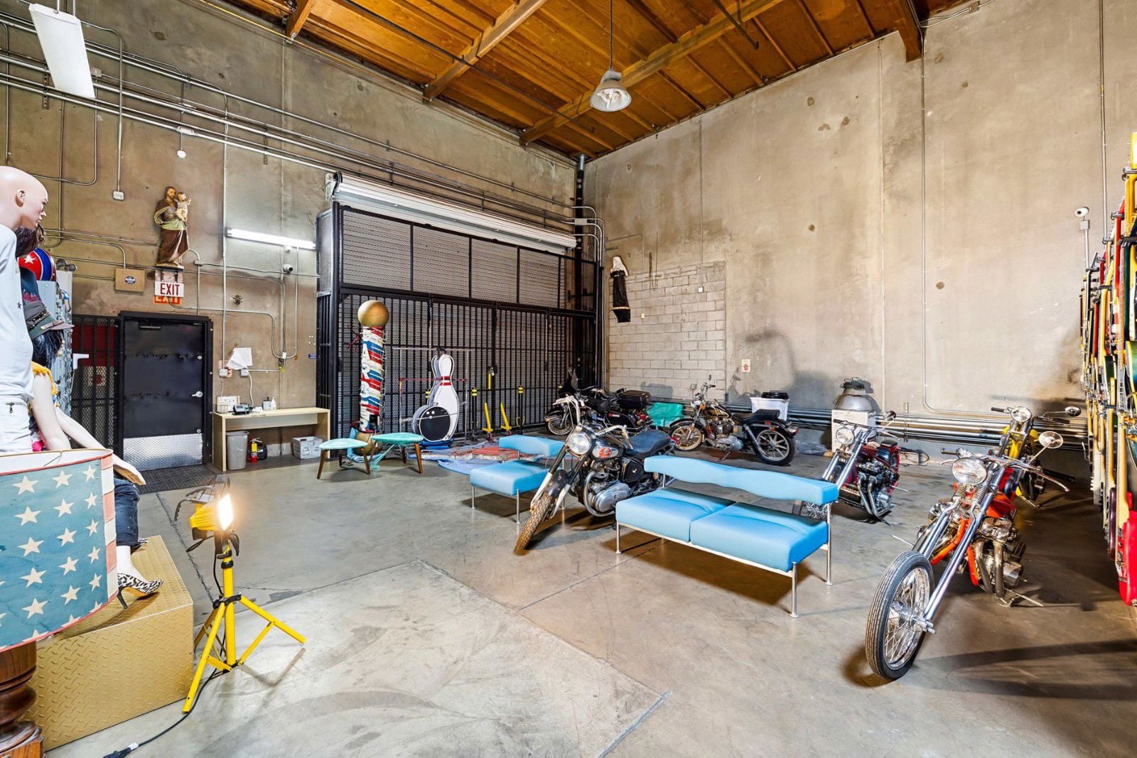 6760 Foster Bridge Blvd - Loading Interior