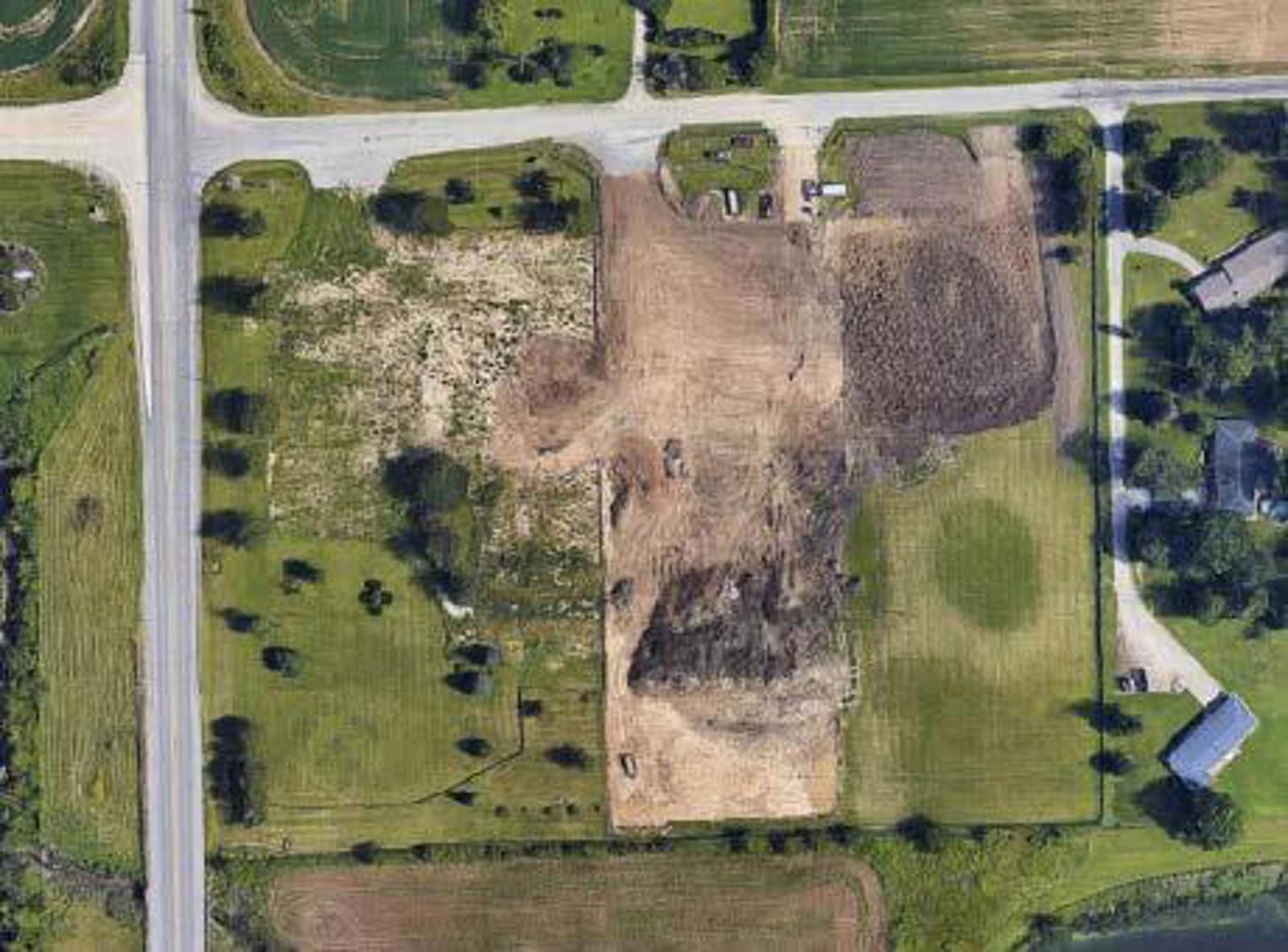 2323 W Pleasant Center - 9.17 Pic